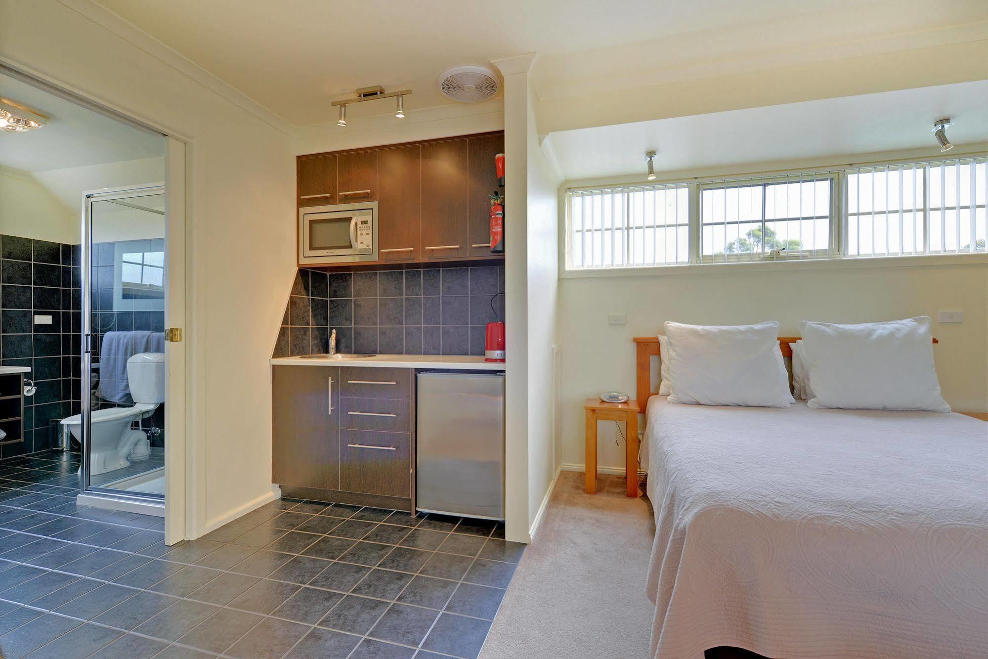 Aloft Boutique Accommodation Strahan Luaran gambar